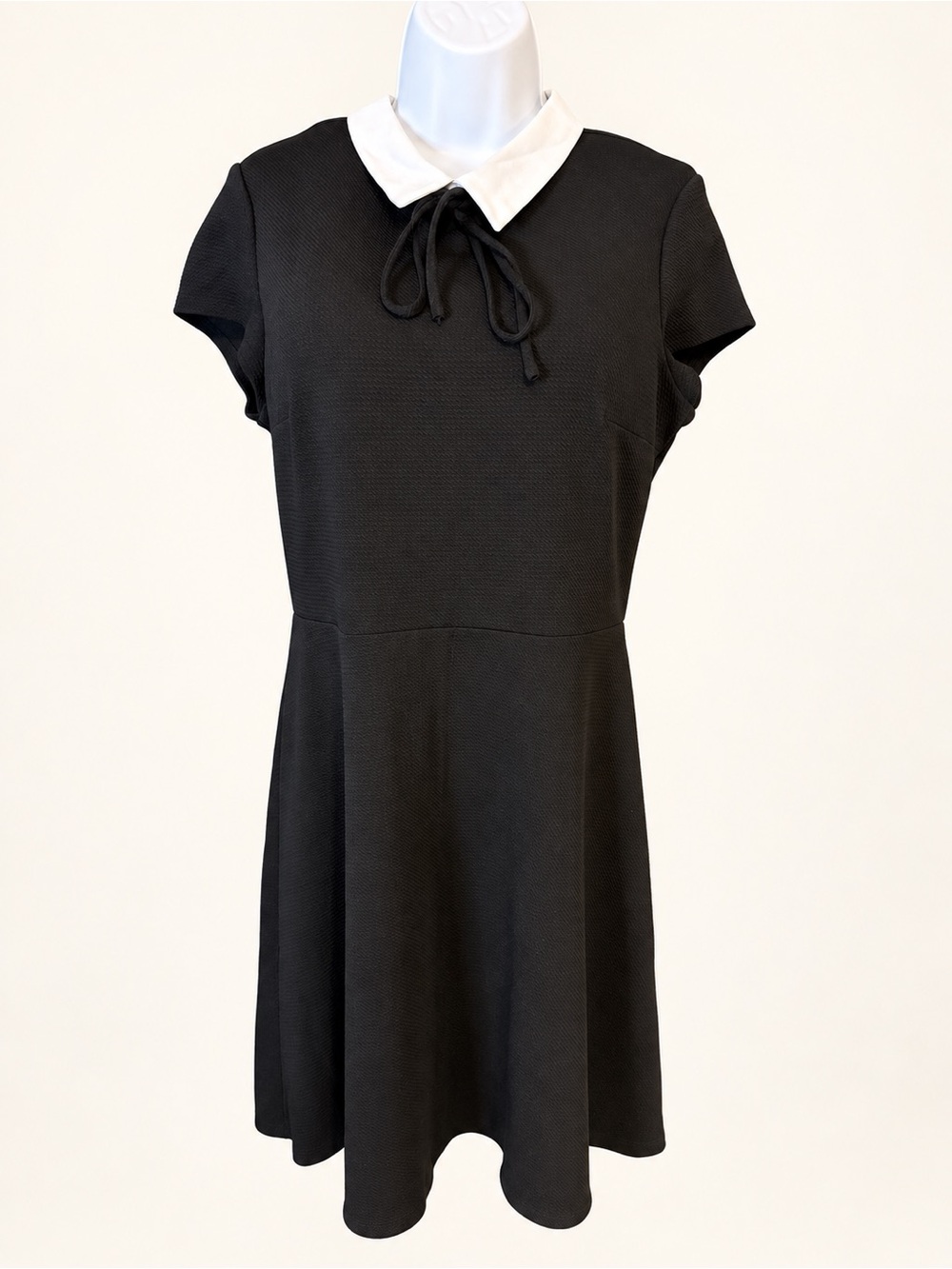 Pappagallo Black Mini Dress with White Collar and Neck Tie